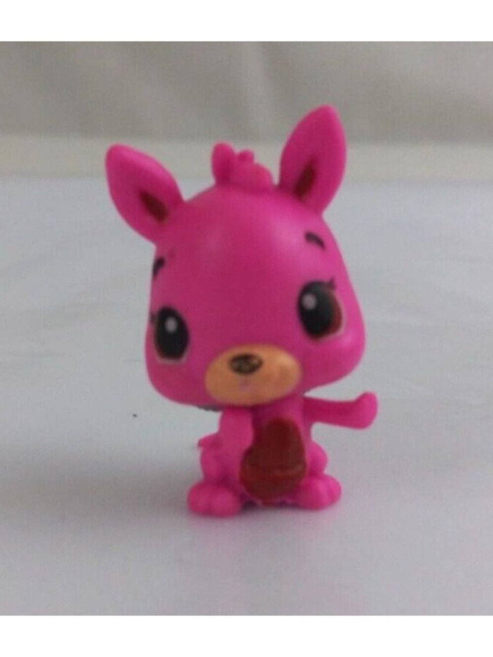 Hatchimals Colleggtibles Series 3 Kangaroose 1" Collectible Mini Figure Toy